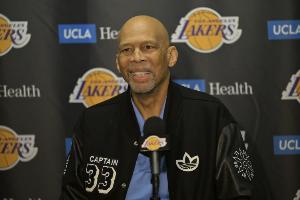 nba直播网极尽体育免费直播_nba直播网极尽体育免费在线直播_免费观看nba直播网极尽体育免费直播