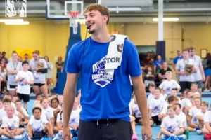 nba直播录像回放直播吧直播_nba直播录像回放直播吧在线直播_免费观看nba直播录像回放直播吧直播