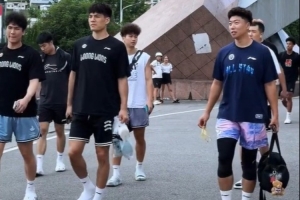 nba直播间免费观看直播24直播_nba直播间免费观看直播24在线直播_免费观看nba直播间免费观看直播24直播